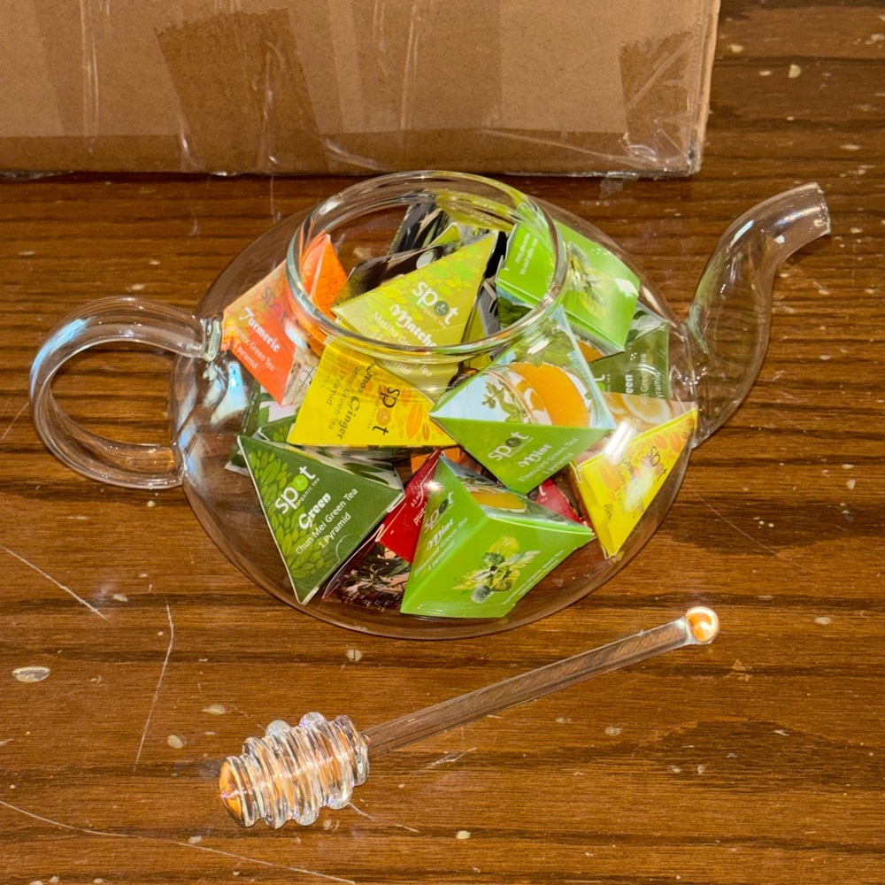 Glass Teapot & Honeycomb Stir - Picture 4 of 7